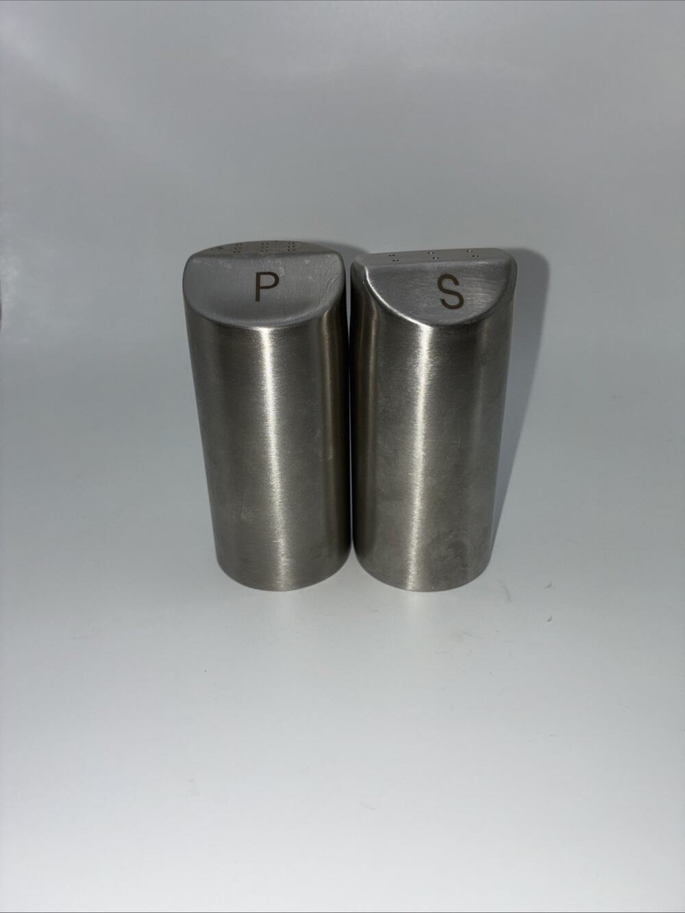 Don Salt And Pepper Shakers Stainless Steal